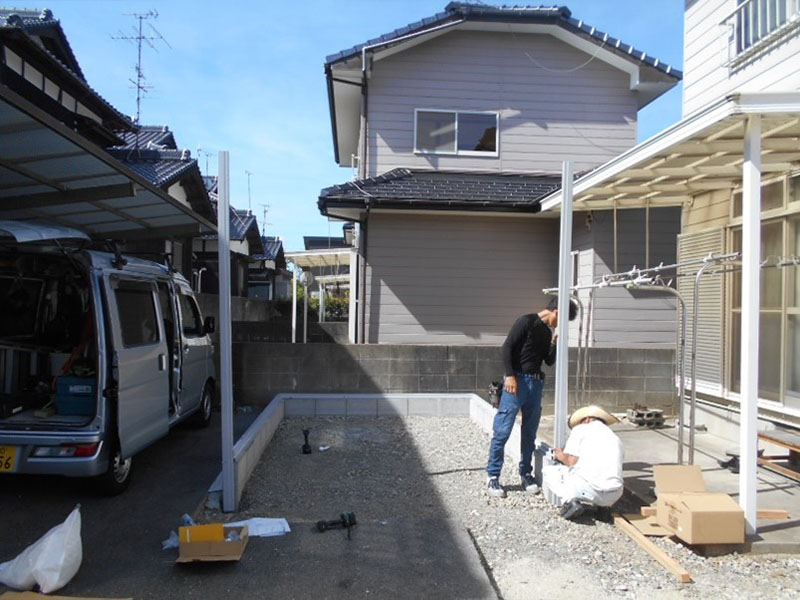 柱を組付けます！！