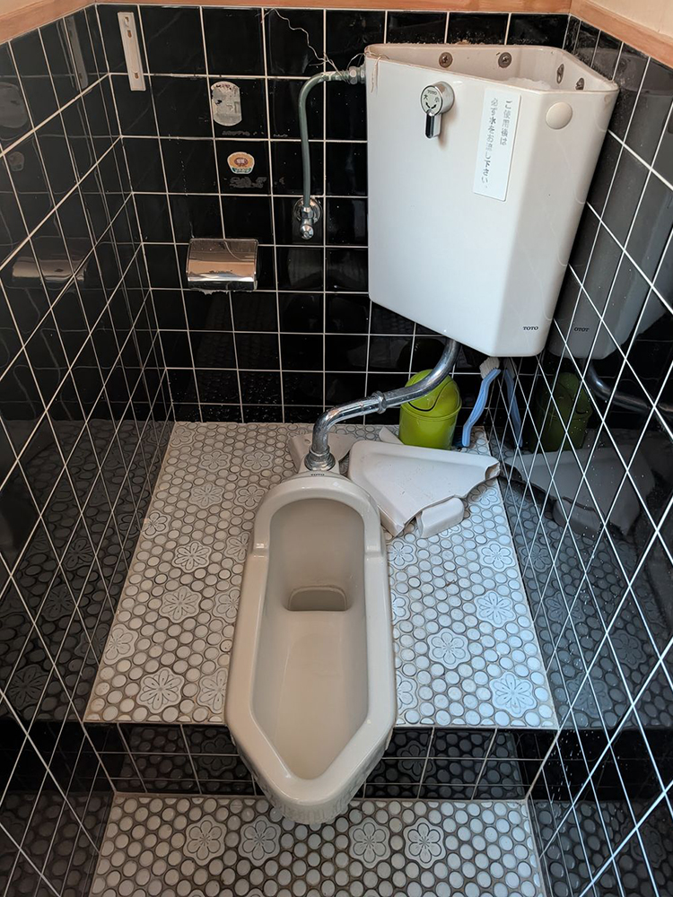 トイレ改修工事