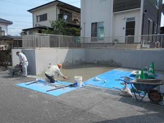 金コテで仕上げます！！